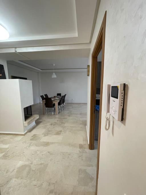 Апартаменты Chic & Cosy Flat Near Airport Lockbox Fast Wifi Nouaceur Экстерьер фото